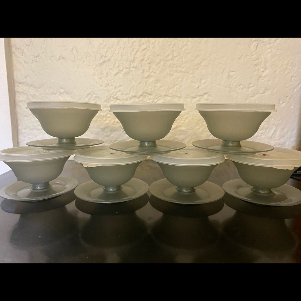 Dessert cups